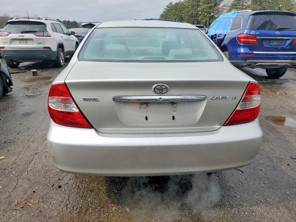 2002 Toyota Camry le