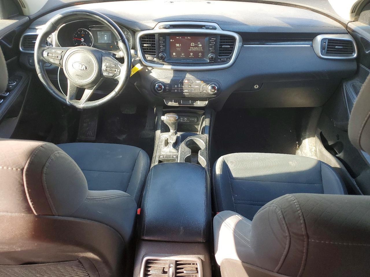 2017 KIA Sorento lx