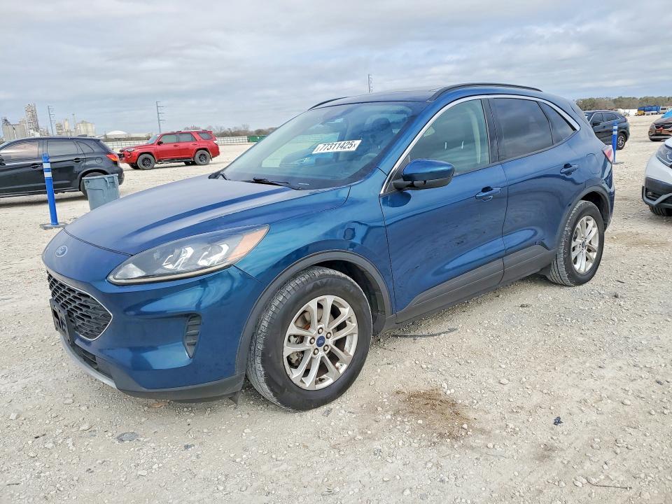 2020 Ford Escape se