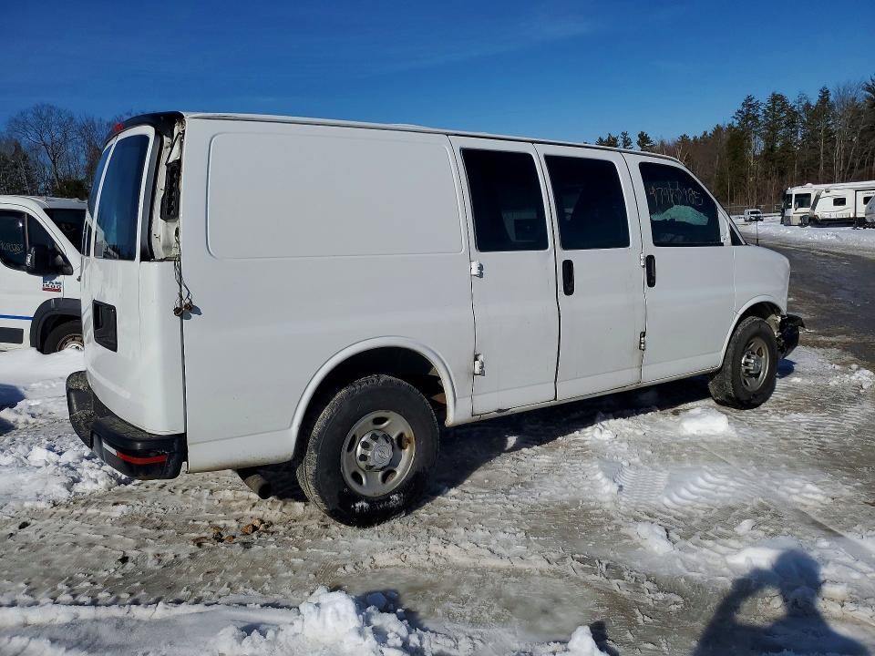 2017 Chevrolet Express 2500 Delivery van