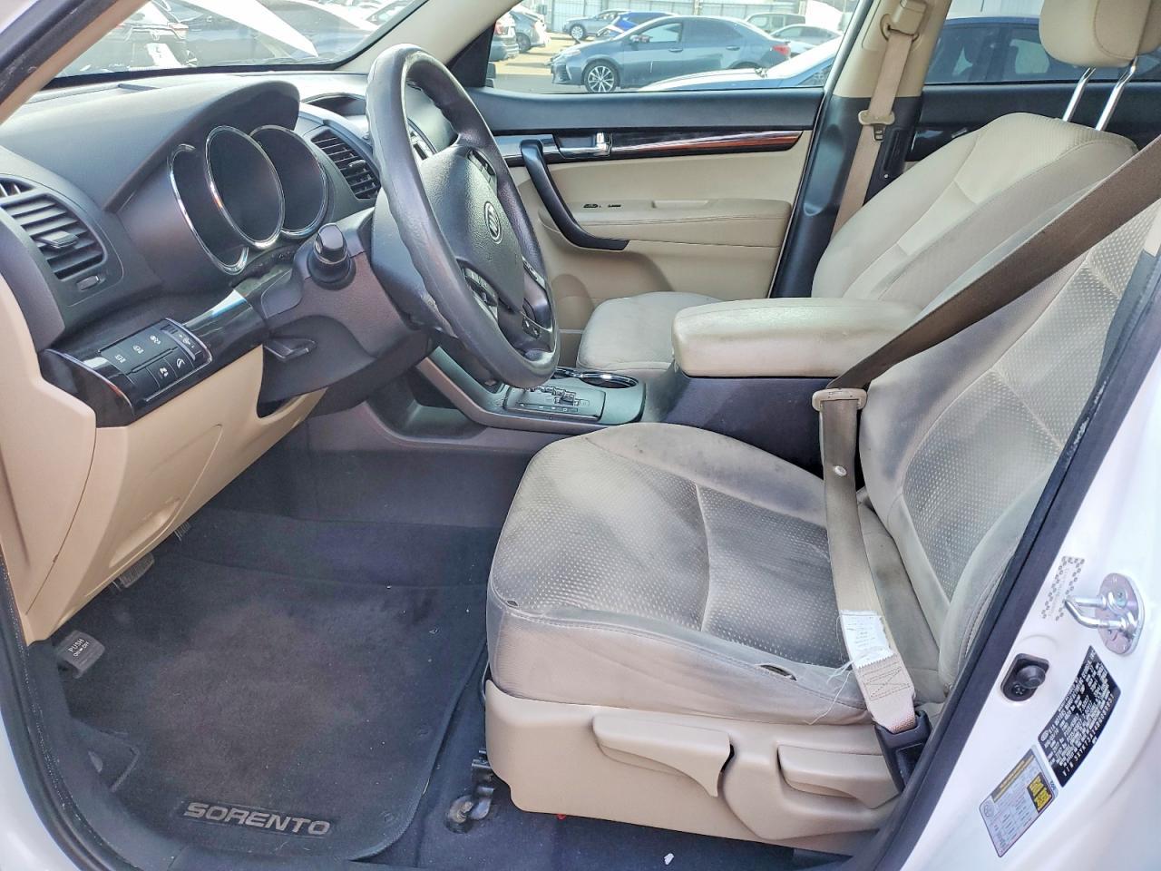 2011 KIA Sorento lx