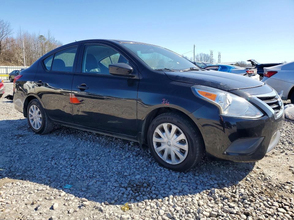 2019 Nissan Versa s