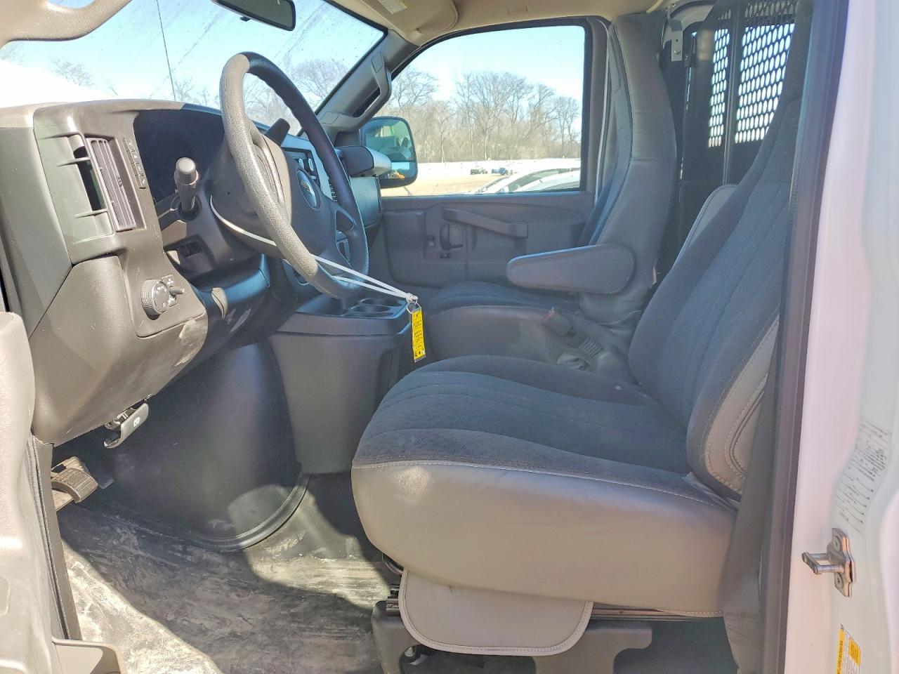 2023 Chevrolet Express G2500