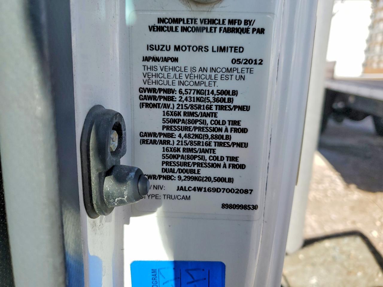 2013 Isuzu NPR HD BOX Truck