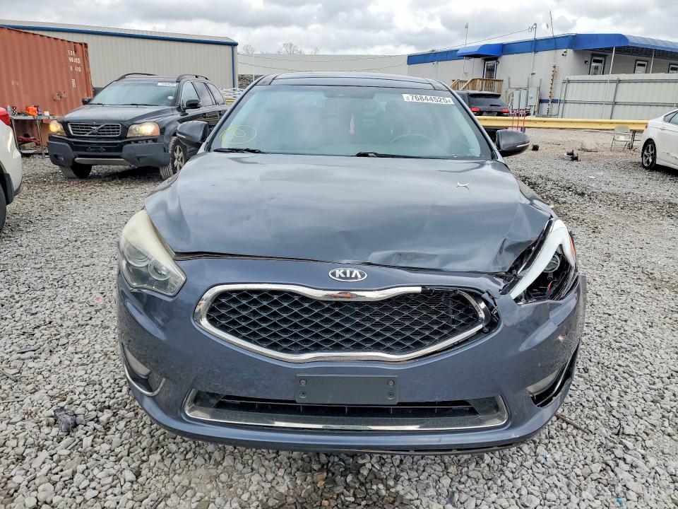 2015 KIA Cadenza Premium