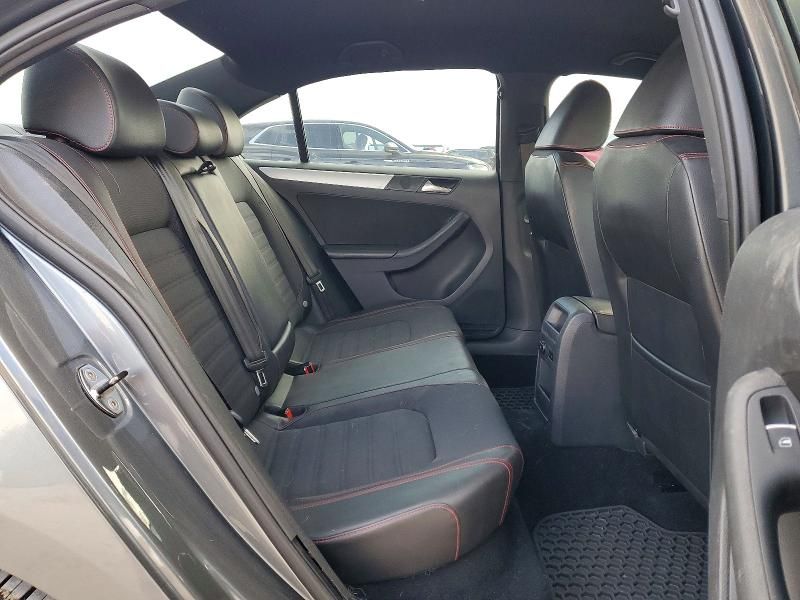 2012 Volkswagen Jetta gli