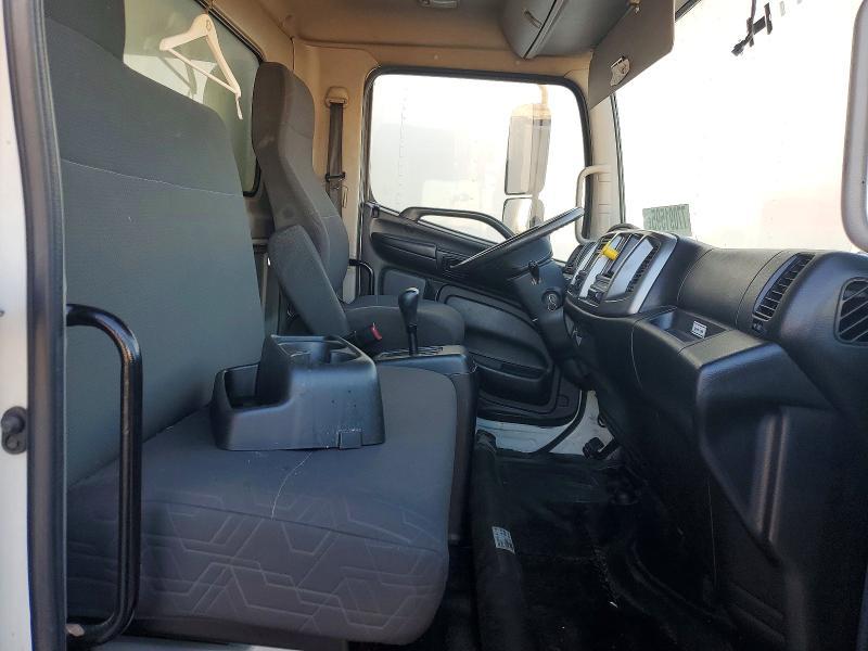 2017 Hino 258/268 BOX Truck