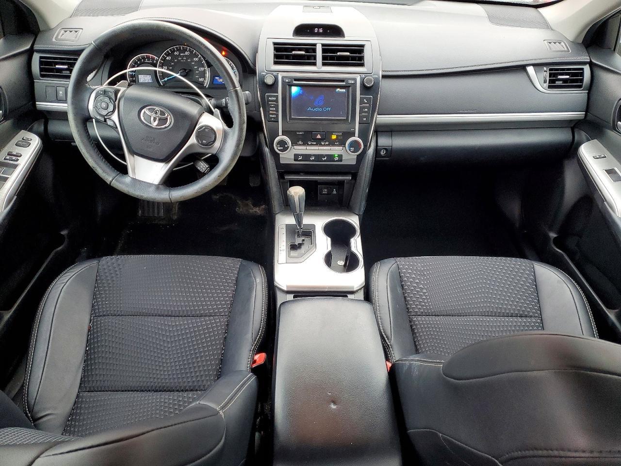 2013 Toyota Camry l