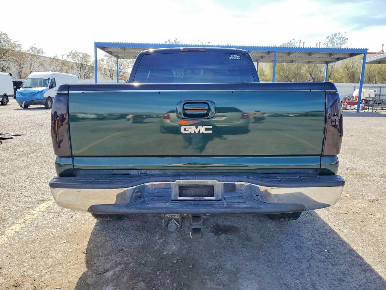 2002 GMC New Sierra C1500