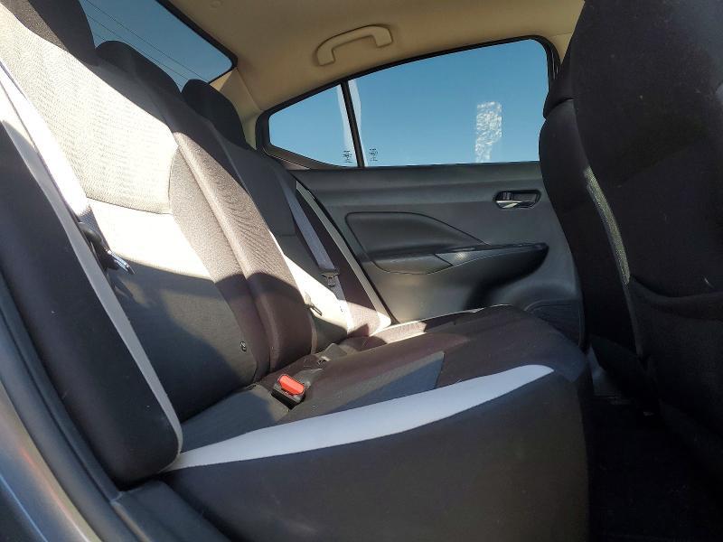 2020 Nissan Versa sv