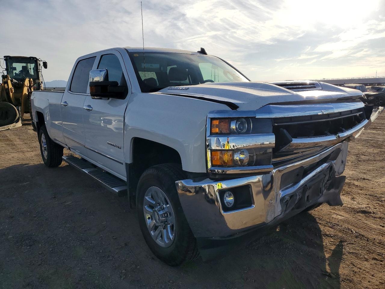 2019 Chevrolet 2019 Chev Slvrdo 3500 CR 4X4 N