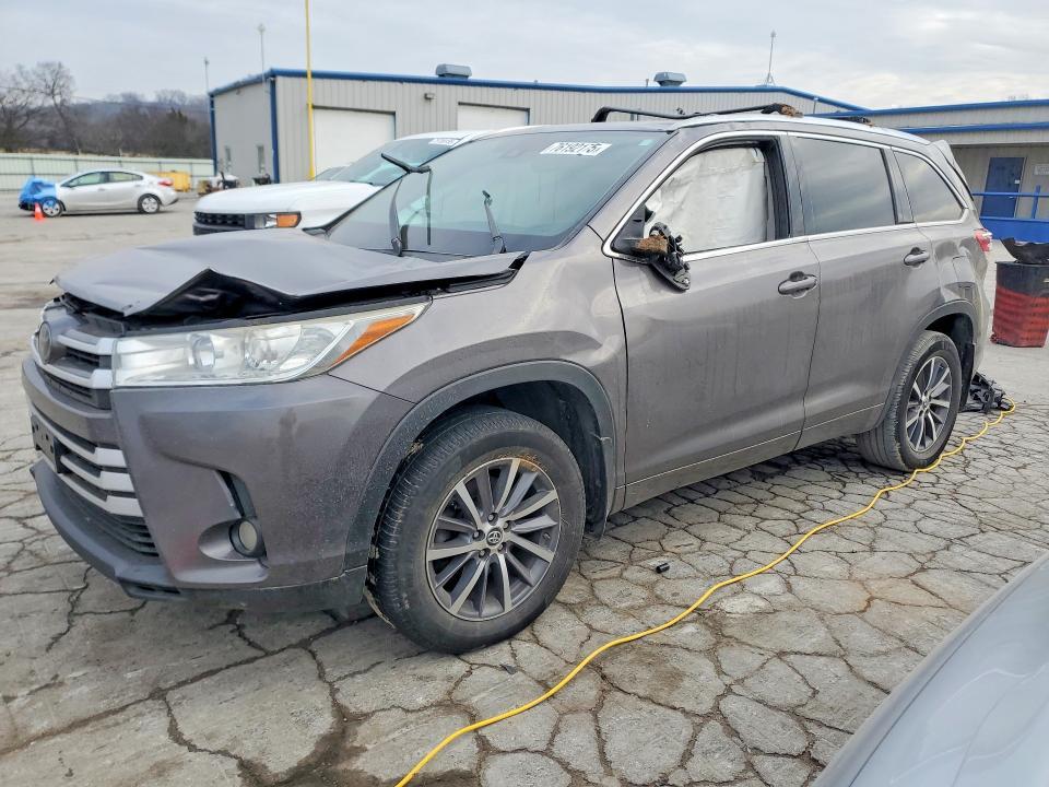 2017 Toyota Highlander xle