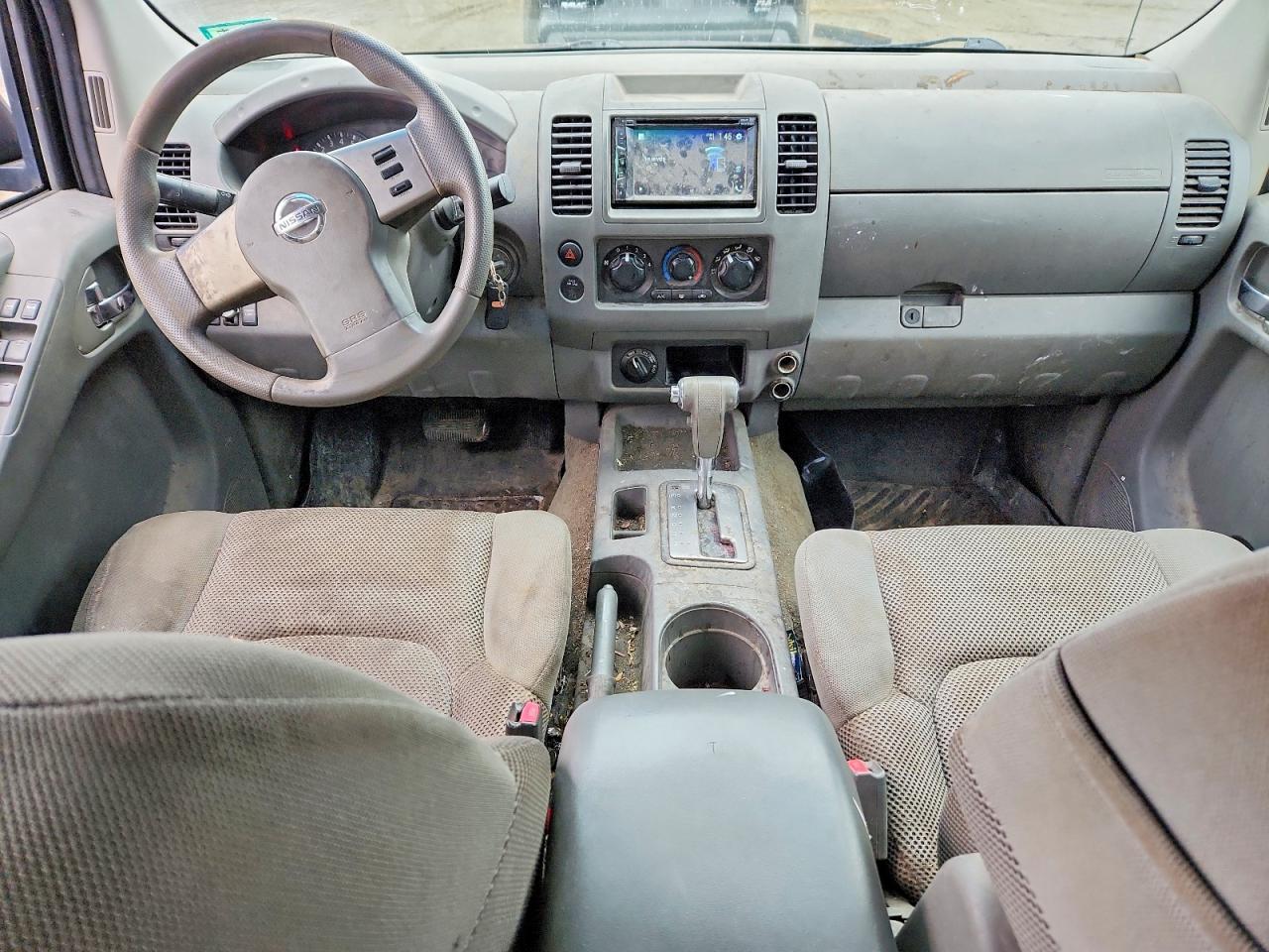 2006 Nissan Frontier Crew cab le