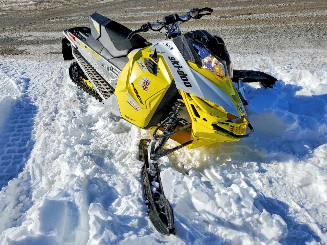 2015 Skidoo MXZ