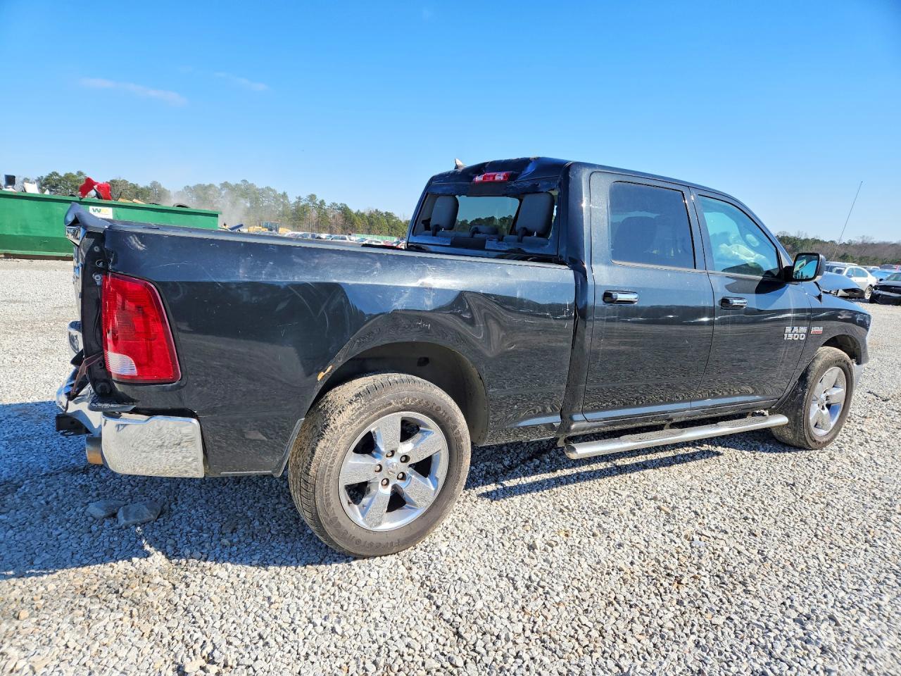 2017 Ram Trucks 1500 SLT