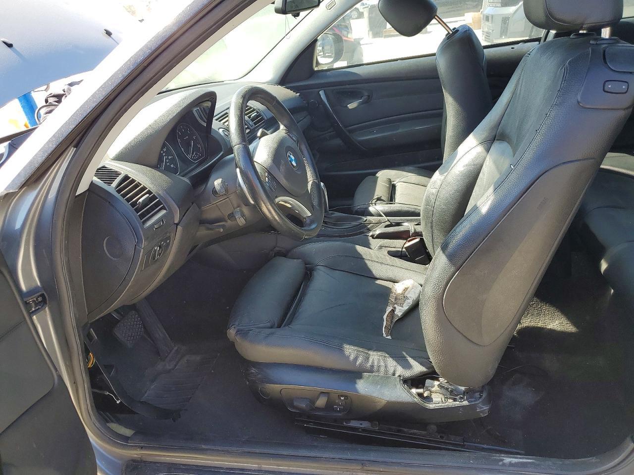 2011 BMW 128 i