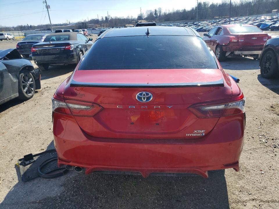 2021 Toyota Camry Hybrid xse