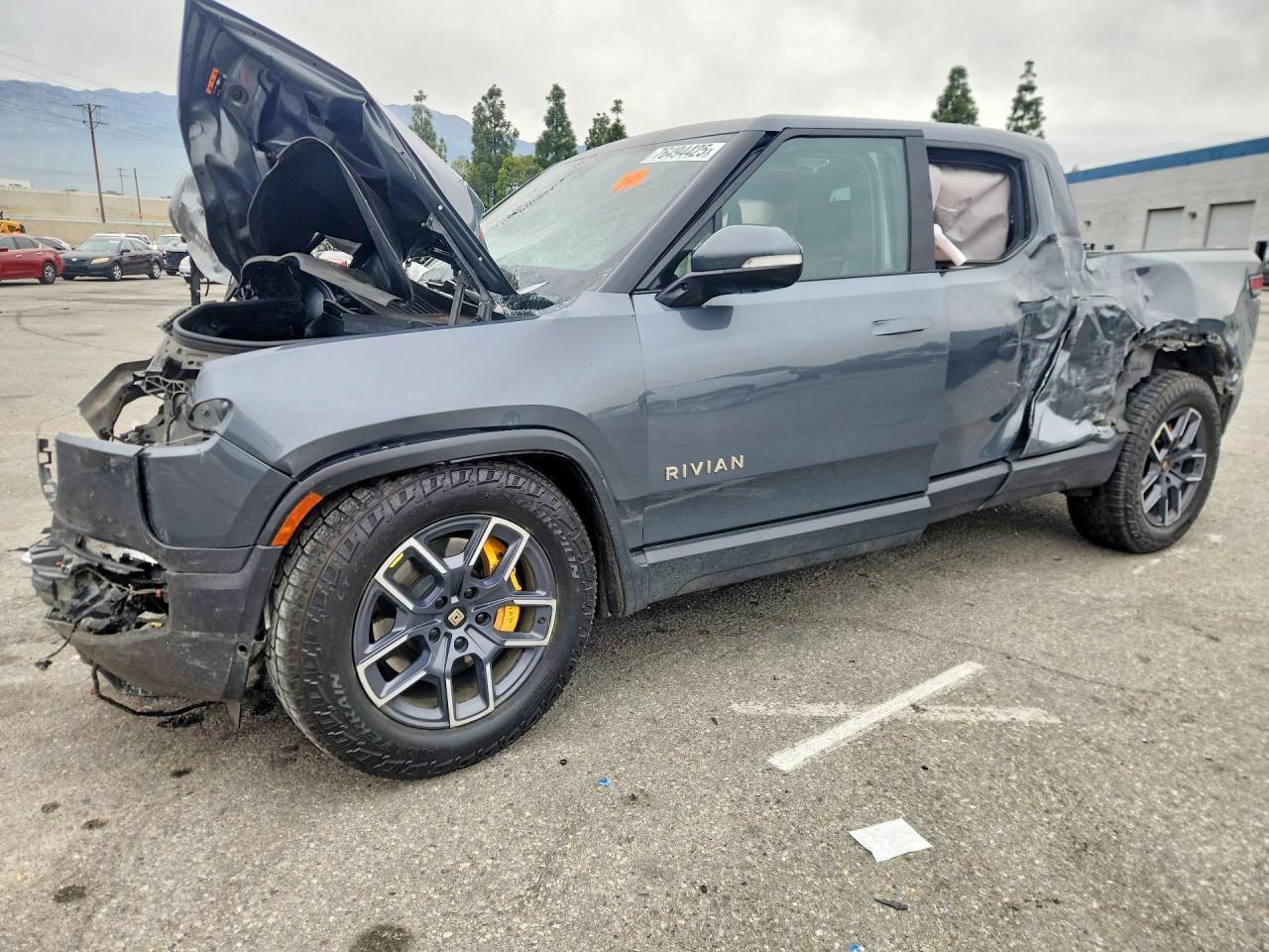 2022 Rivian R1T Adventure