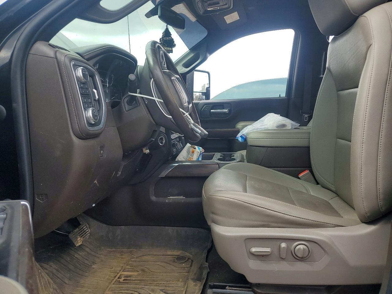 2021 GMC Sierra K2500 SLT