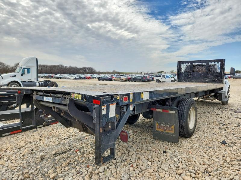 2018 Ford F750 Super Duty Flatbed Truck