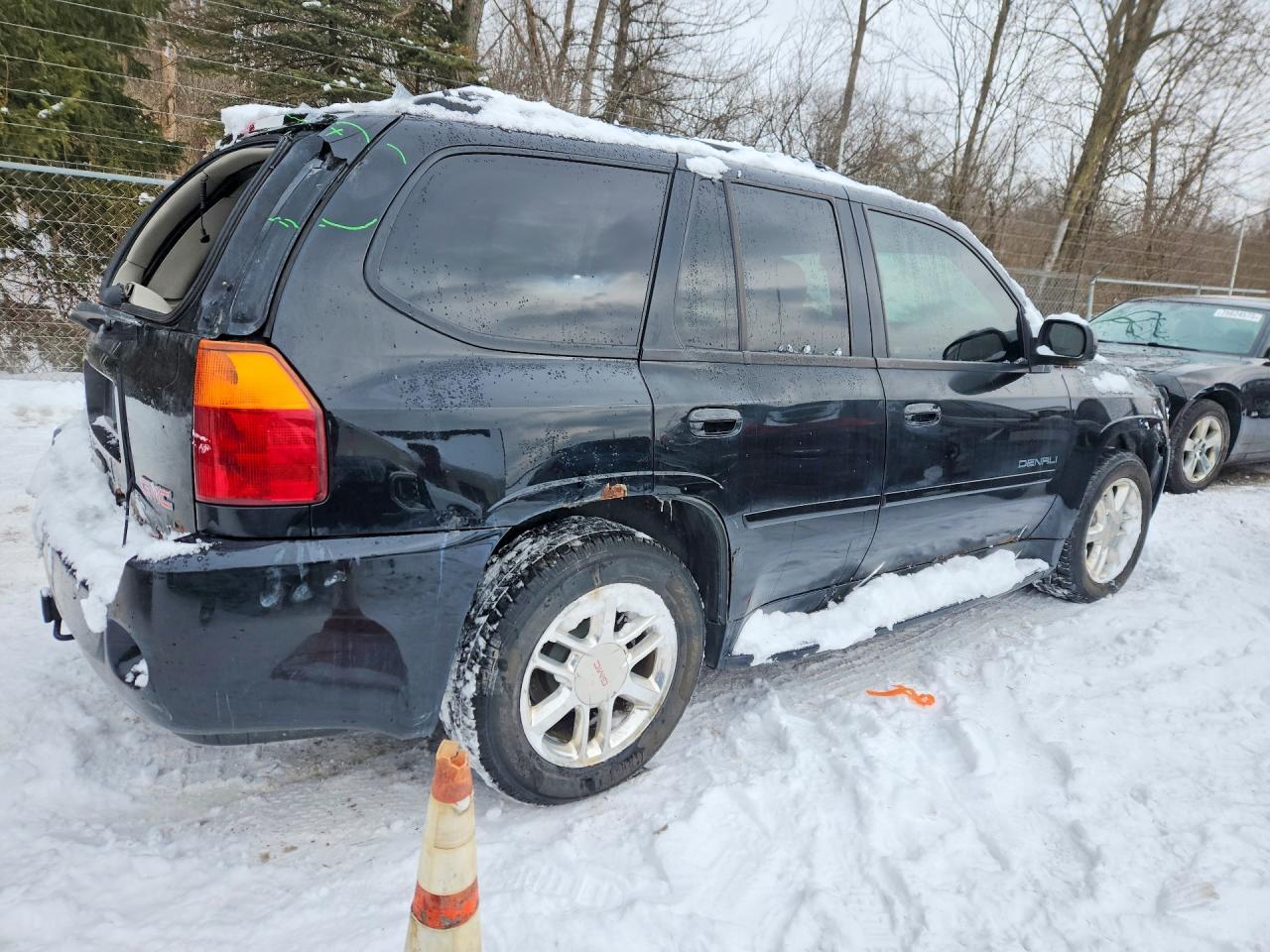 2007 GMC Envoy Denali