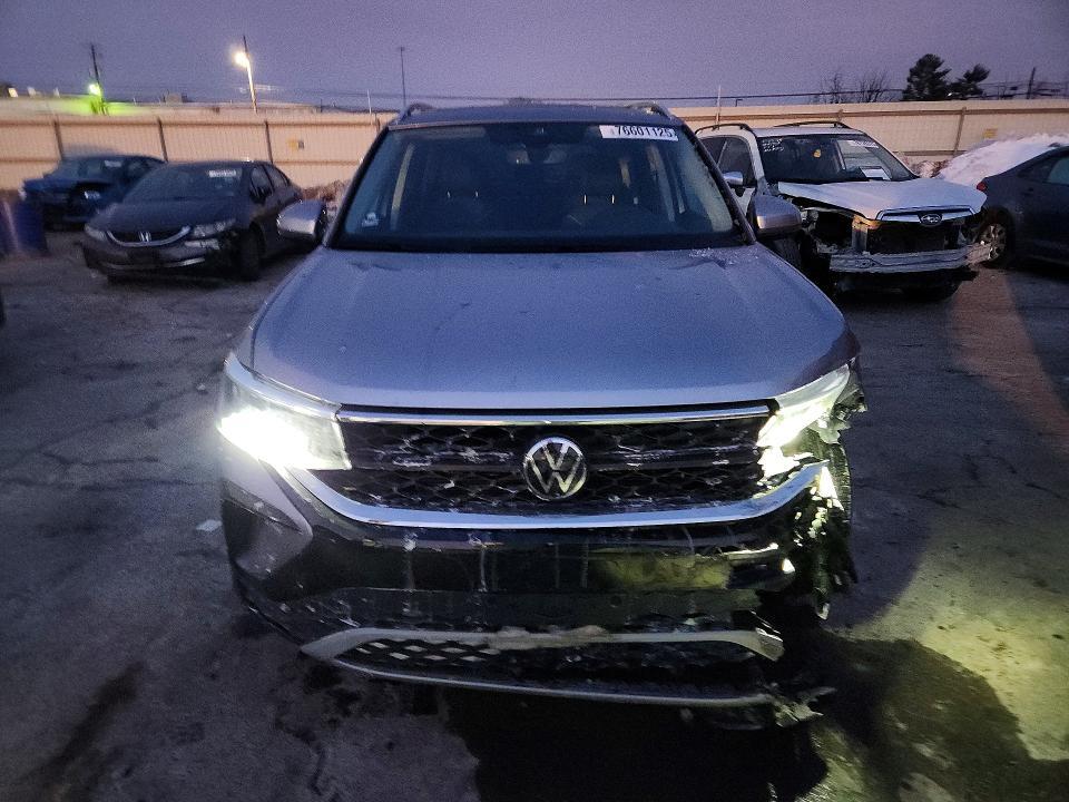 2024 Volkswagen Taos se