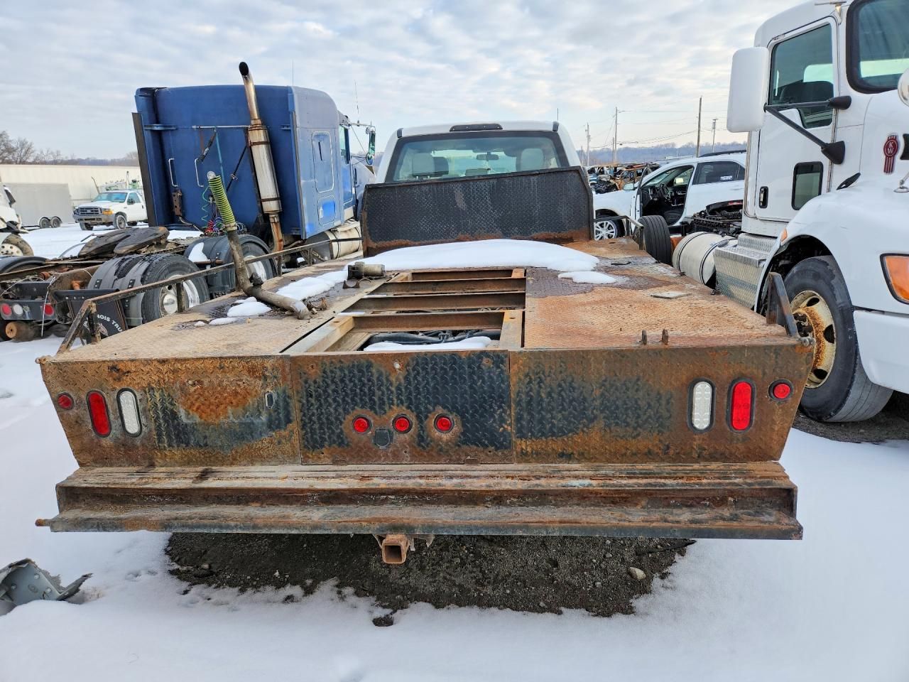 2017 Ford F450 Flatbed Truck