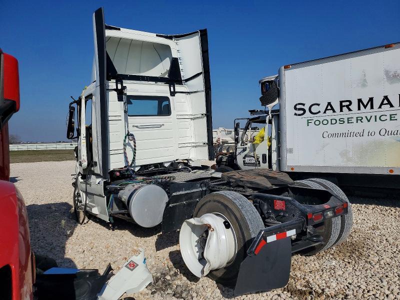 2025 Volvo Vnr Semi Truck