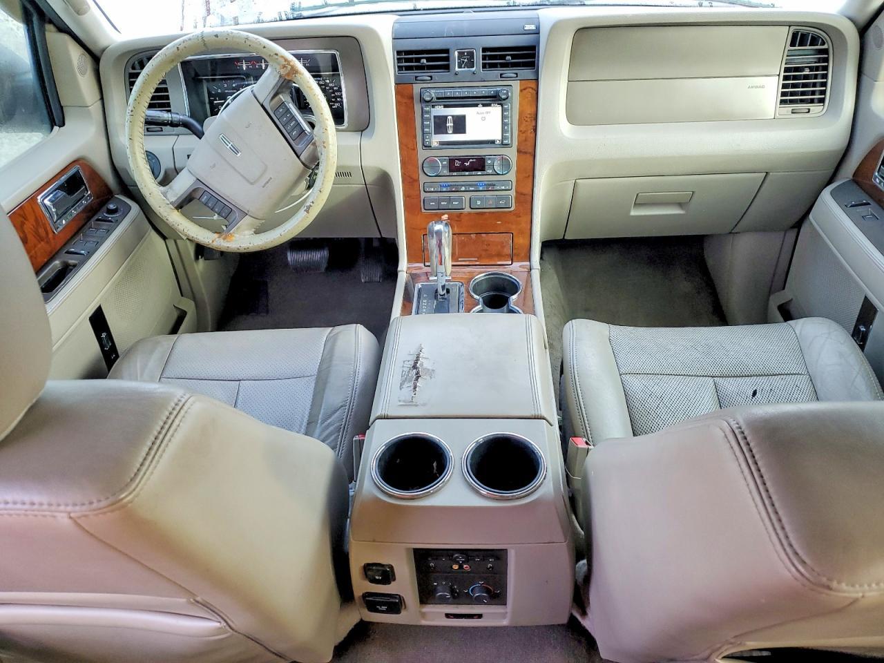 2013 Lincoln Navigator l