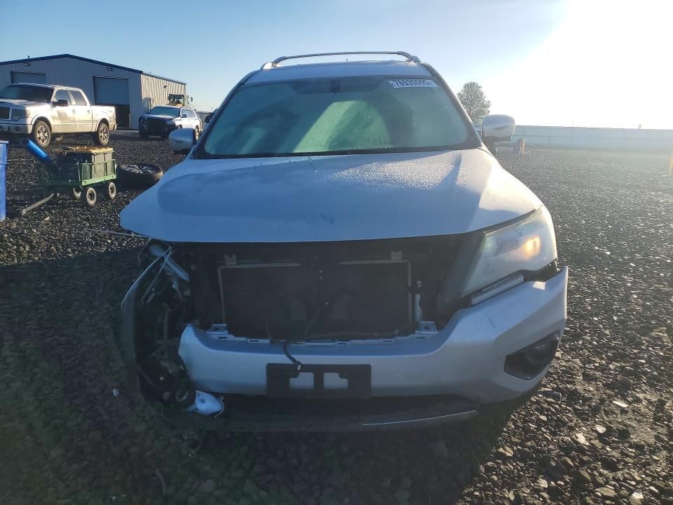 2017 Nissan Pathfinder s