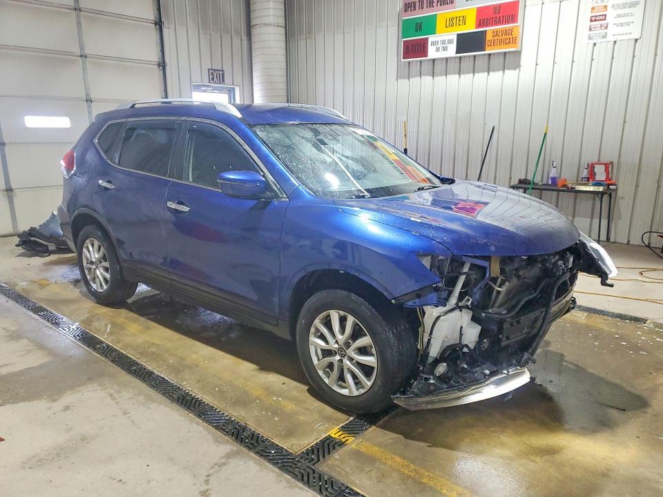 2020 Nissan Rogue sv