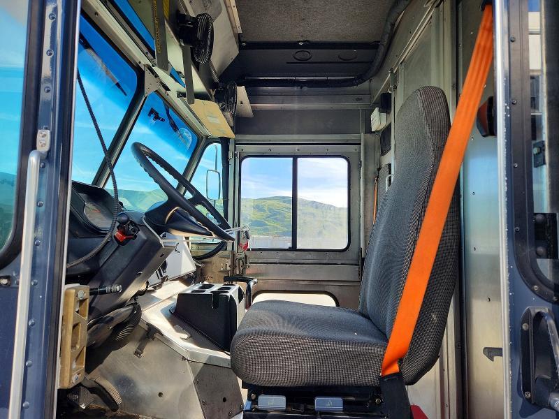 2021 Freightliner MT45G Chassis Delivery Van