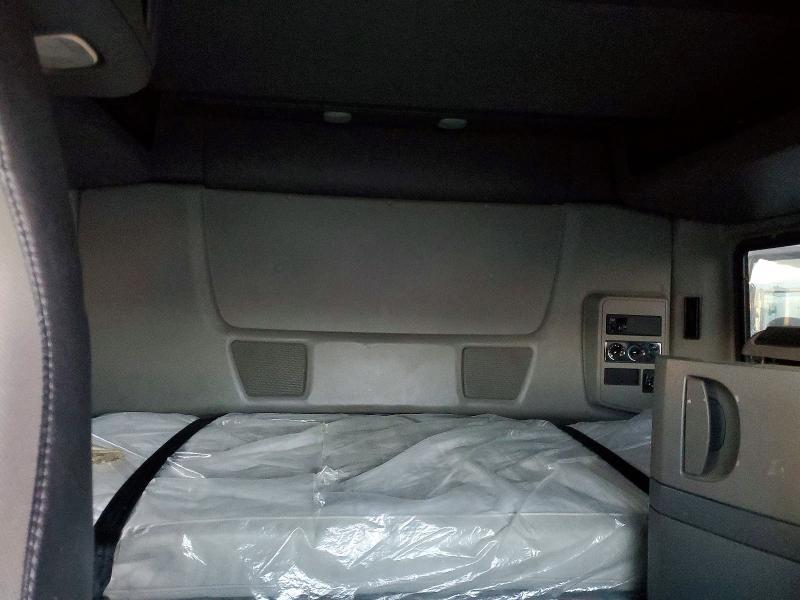 2020 International LT625 Semi Truck