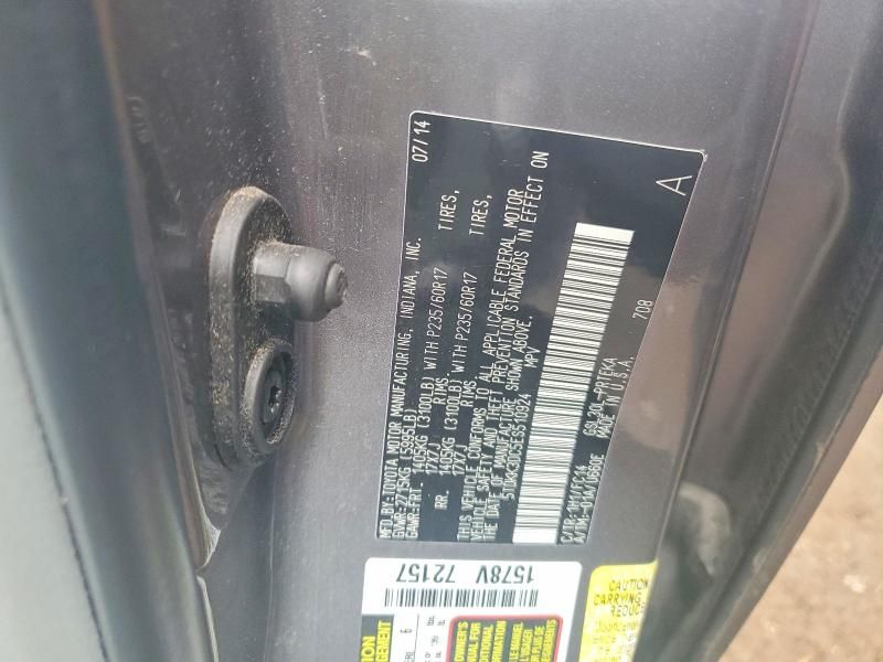 2014 Toyota Sienna le 8-passenger