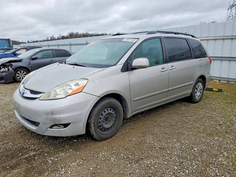 2008 Toyota Sienna xle