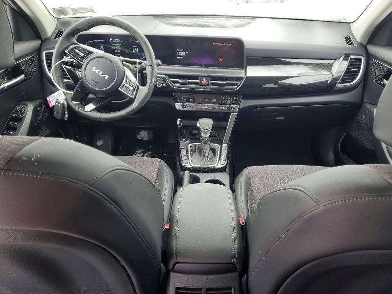 2025 KIA Seltos s