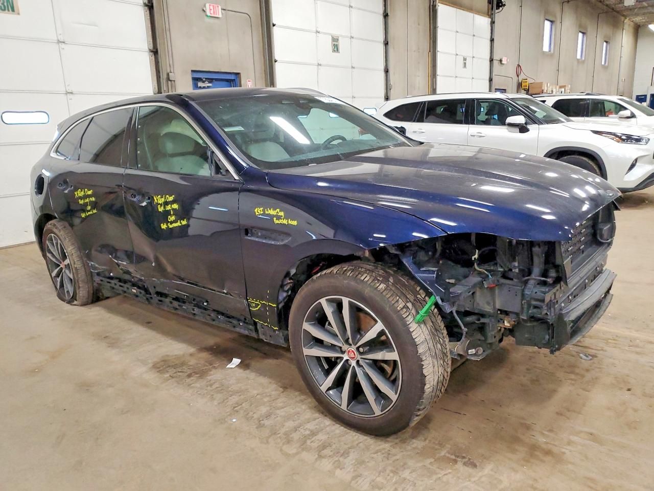 2023 Jaguar F-pace s