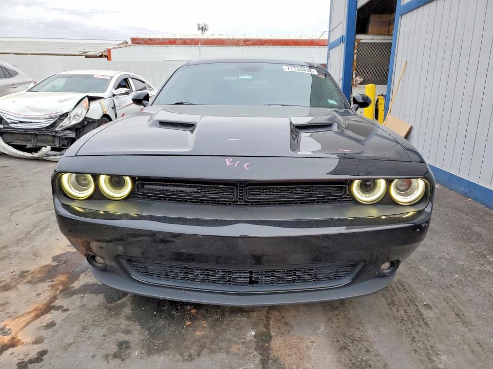 2018 Dodge Challenger sxt