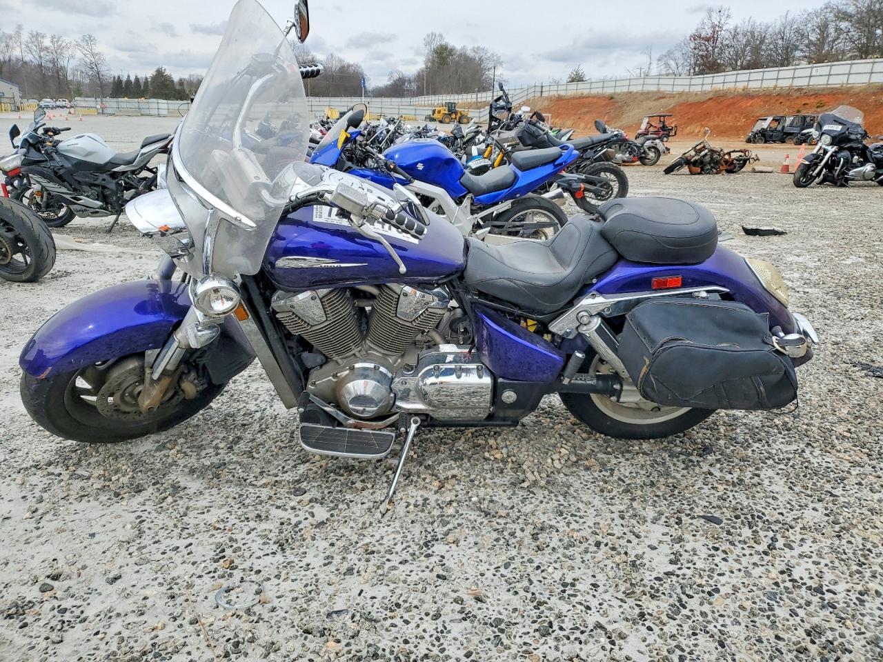2003 Honda VTX1800 R