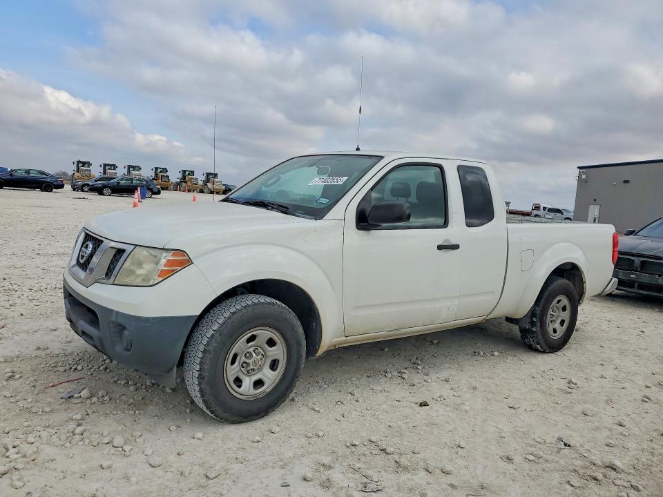 2015 Nissan Frontier S
