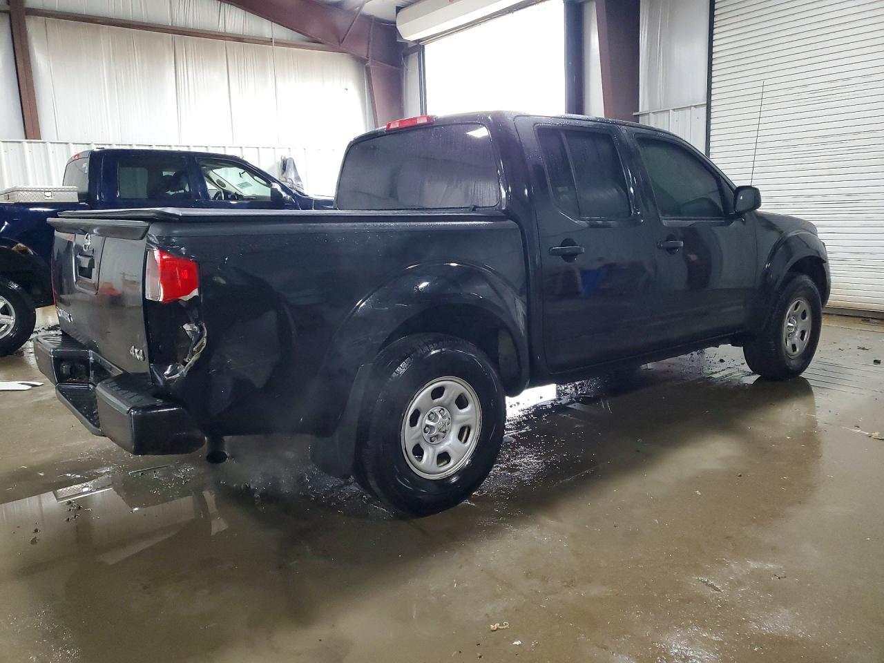 2017 Nissan Frontier s