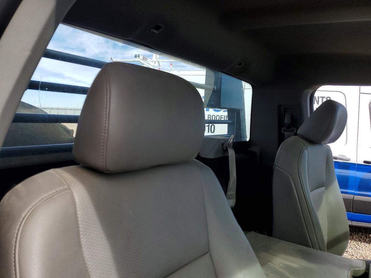 2019 Ford F550 Super Duty Flatbed Truck