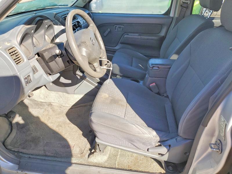 2002 Niss Frontier Crew Cab XE