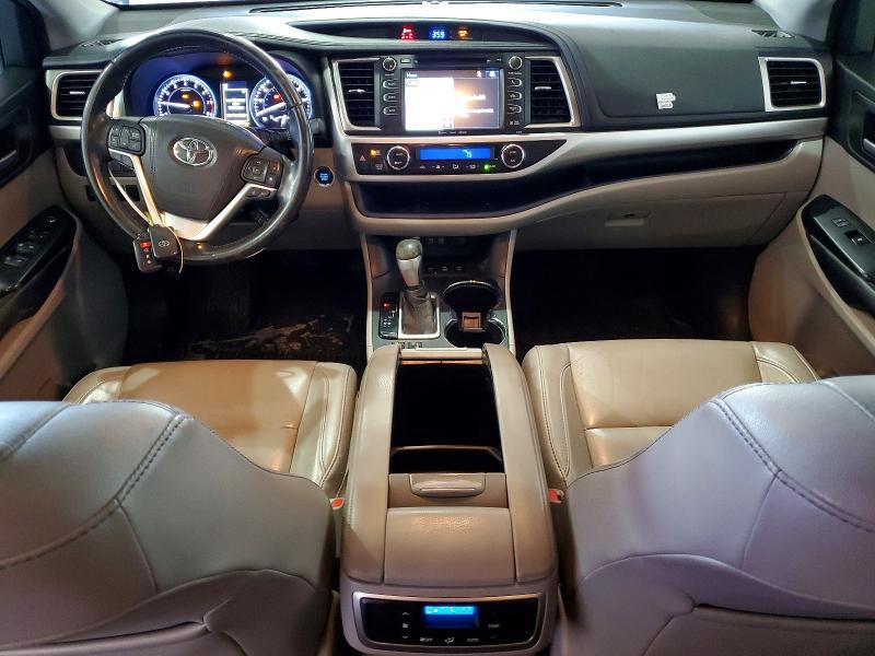 2017 Toyota Highlander se