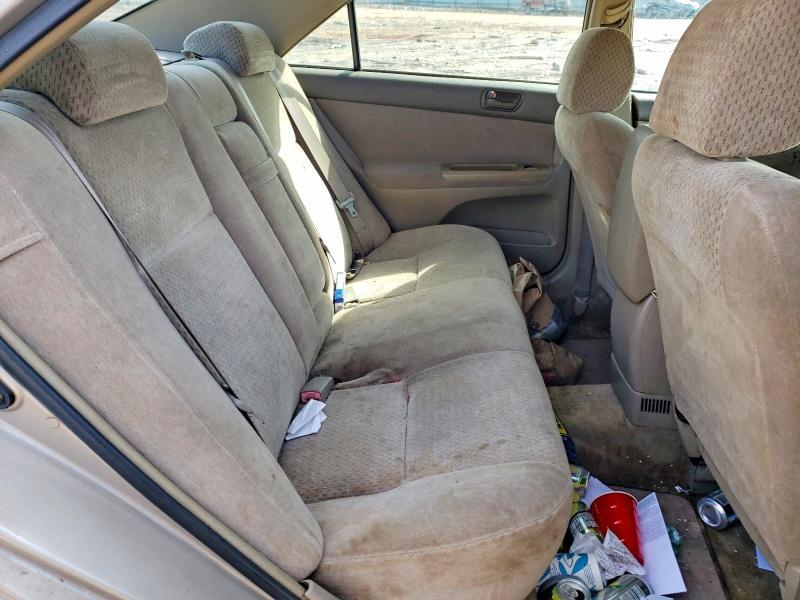 2002 Toyota Camry le