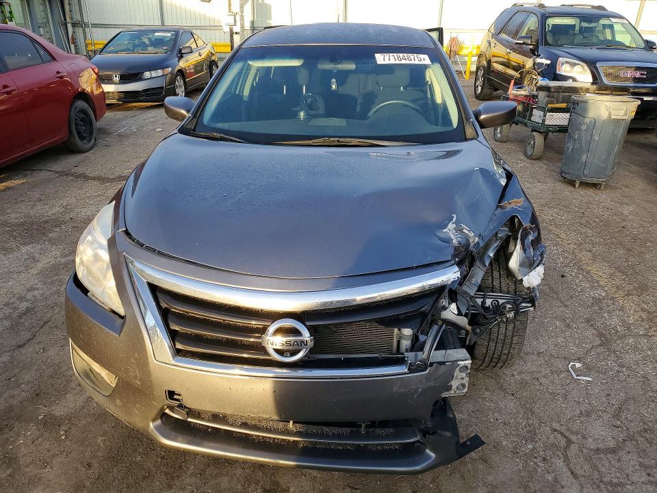 2015 Niss Altima 2.5 s