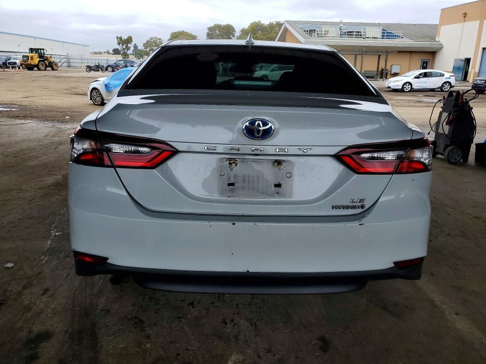 2023 Toyota Camry le