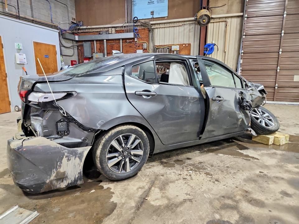 2024 Nissan Versa sv