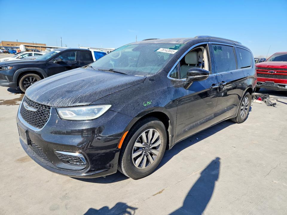 2021 Chrysler Pacifica Touring l