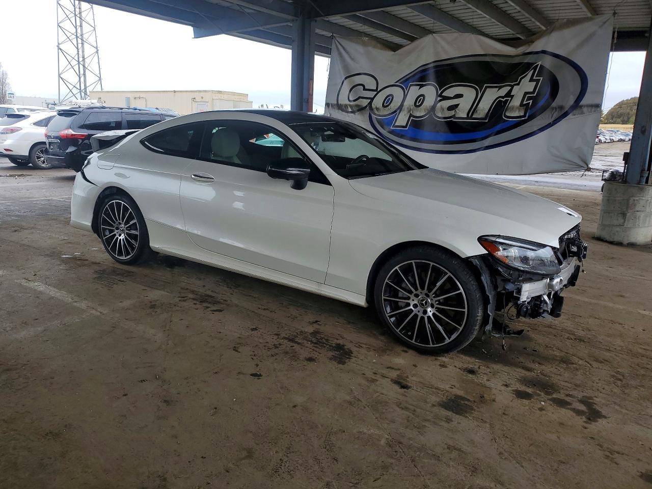 2023 Mercedes-Benz C300